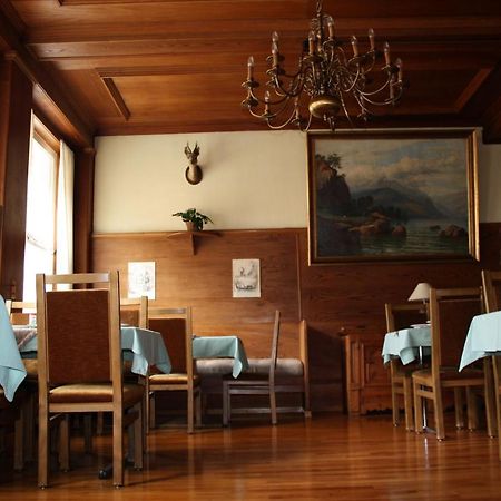 Hotel Jenatsch 帕潘 外观 照片